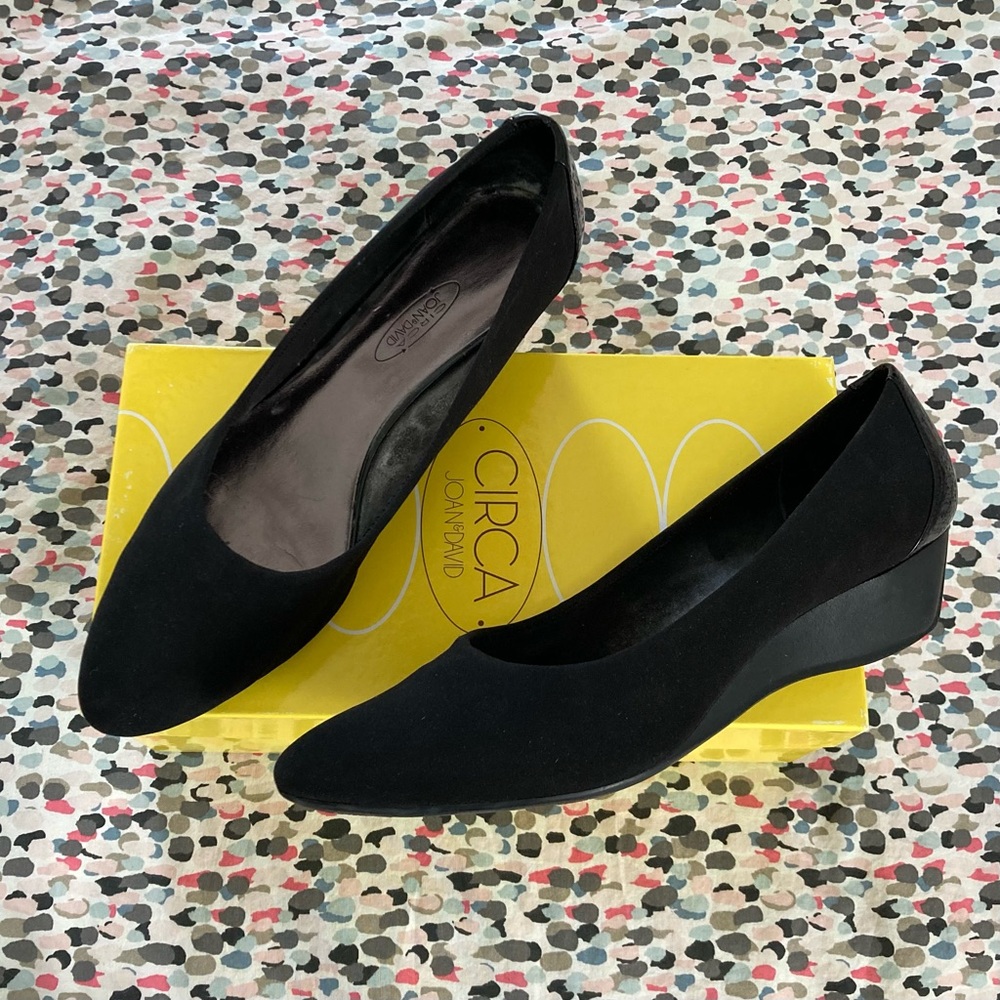 Circa Joan & David Wedges